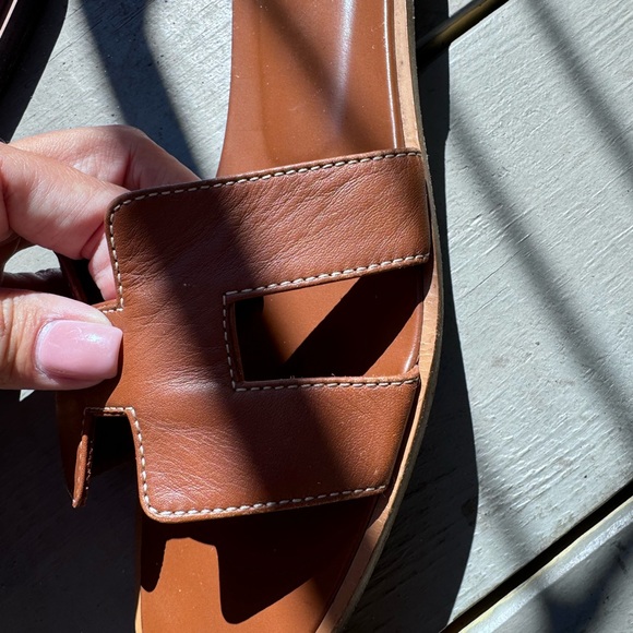 Hermes Oran Sandals - Picture 6 of 8